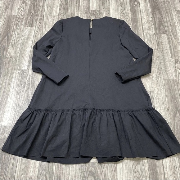 Banana Republic Size 0P Black drop waist classic ruffled hem mini cocktail dress - Picture 5 of 7